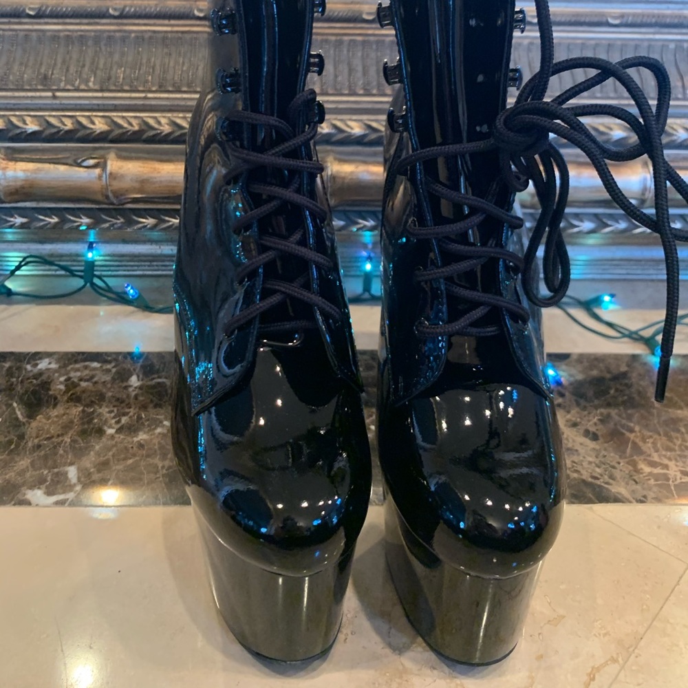 Pleaser Heel